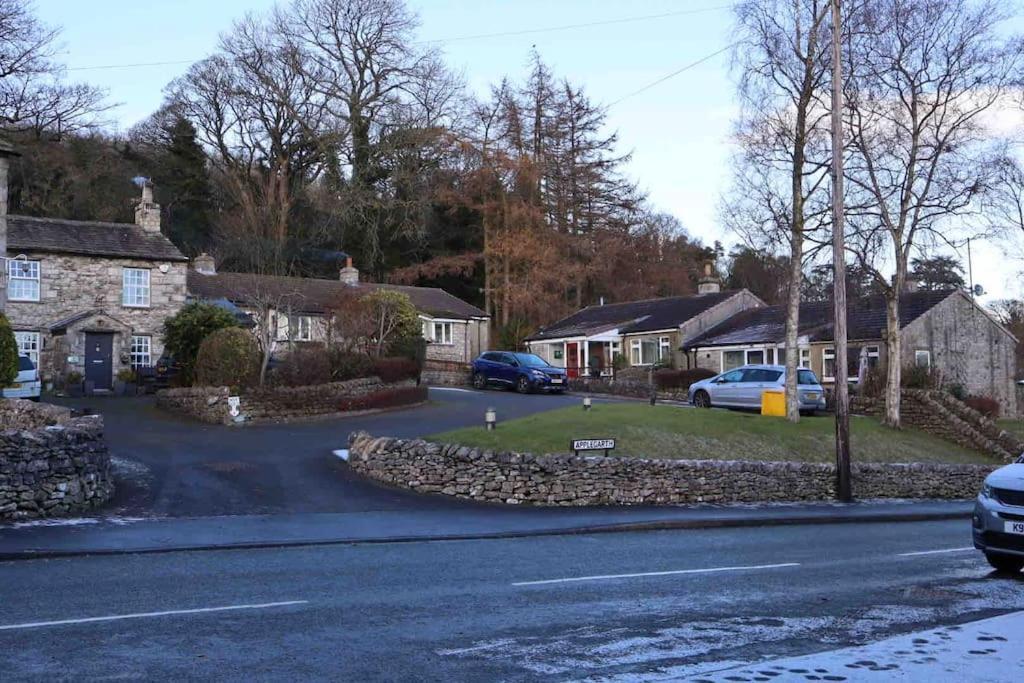 Charming Dog-Friendly Yorkshire Dales Cottage, Austwick Экстерьер фото